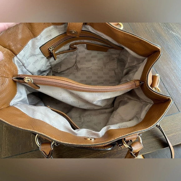 Michael Kors Hamilton satchel - Picture 9 of 16